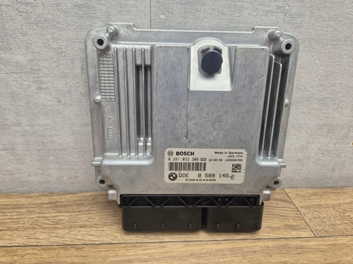 BMW F30 F31 F36 F20 F32 F48 F45 computer bedienteil des motors 2.0d B47 8589145
