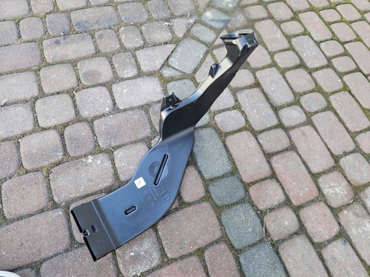 kanal rešetka ventilacije nawiewowy desni 87212-0E100 Toyota Highlander XU70