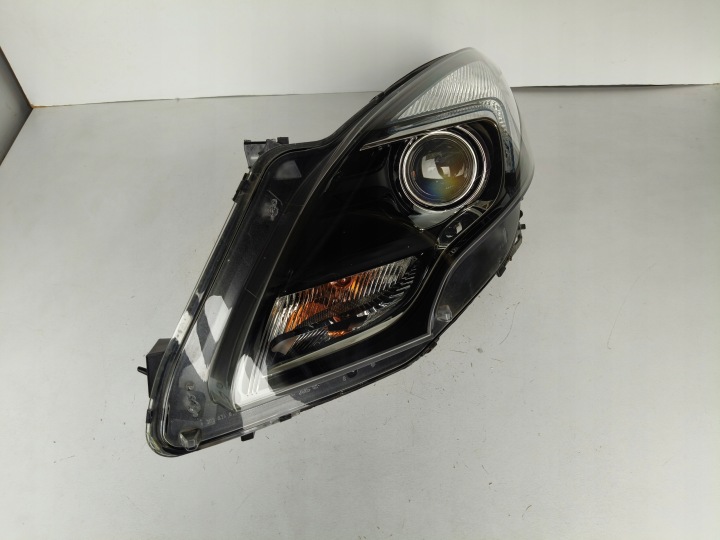 licht links REFLEKTOR OPEL ZAFIRA C 12-16