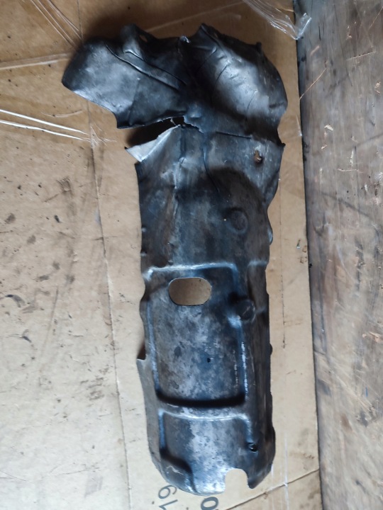 kryt FORD FOCUS MK2 II 3M519N454CKF 3M51-9N454-CKF