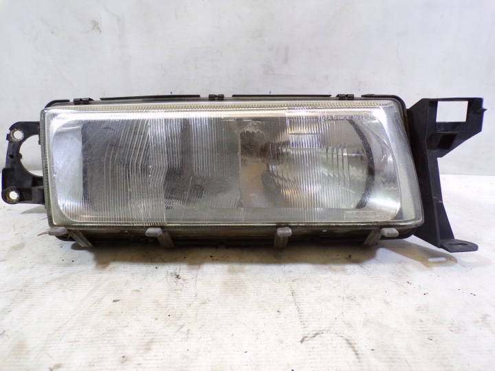 Feux phare Avant Avant Droit VOLVO S90 960 1998r (K)