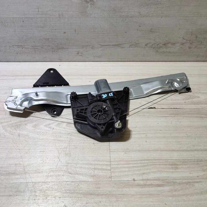 fensterhebermotor hinten heck Seite links Dacia Jogger