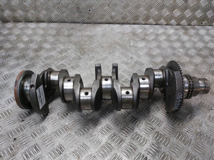 Arbre moteur IVECO DAILY IV LIFT 3.0 D 502295017 GH905205AS