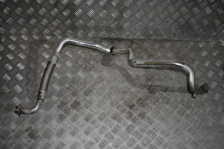 IDEALNY oil line AUDI R8 1