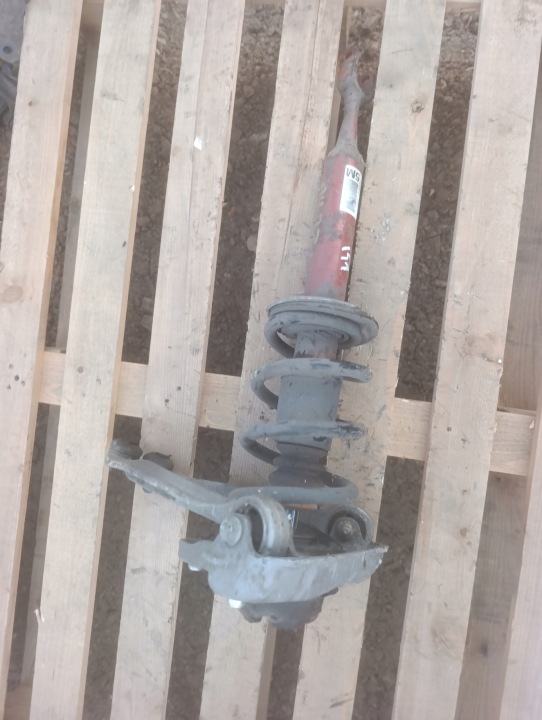 MACPHERSON amortizer prednji prednji dio AUDI A4 B7 8E0413031DG 8E0DG