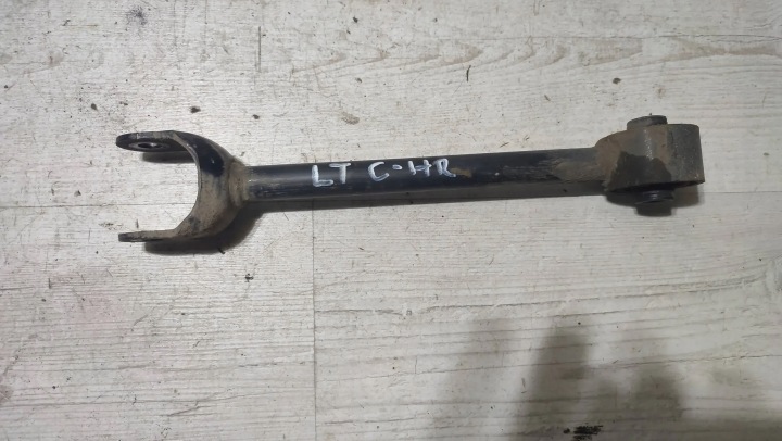 Toyota C-HR und 1.2 19r heck Seite links Querlenker
