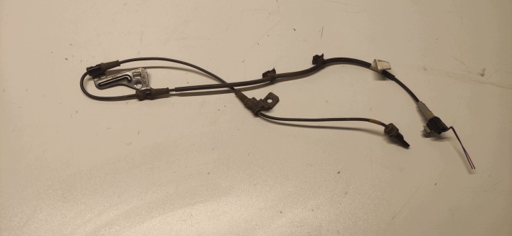 Sensor ABS rechts vorne vorne KIA CEED III 59830-J7300 17-24