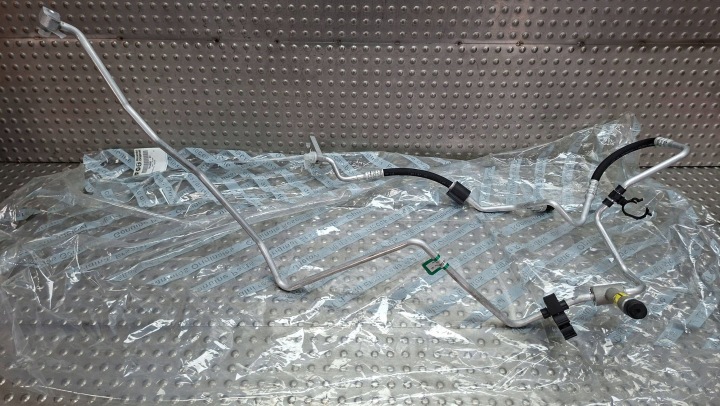 Conduit pieces tuyaux Climatisateur air conditionné 51848580 FIAT 500 1.3 MJET 2007