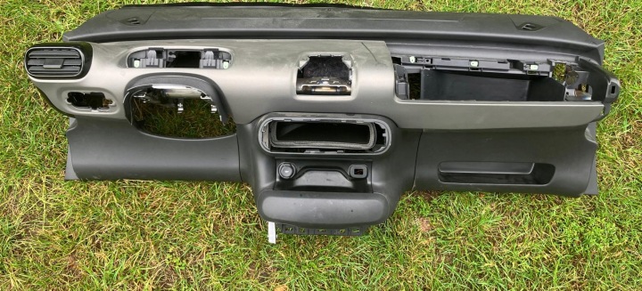 konzola armatura držač CITROEN C4 CACTUS