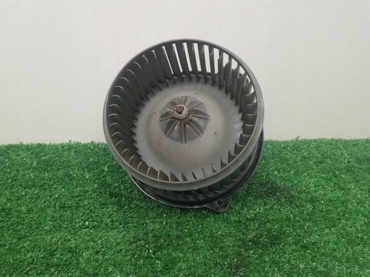 fan air conditioning devices TOYOTA AVENSIS T25 0130101601