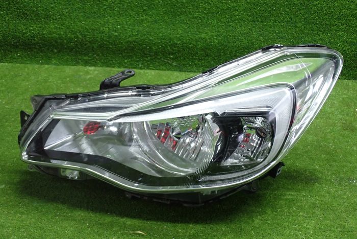 SUBARU XV XENON 11-17 reflektor left light left