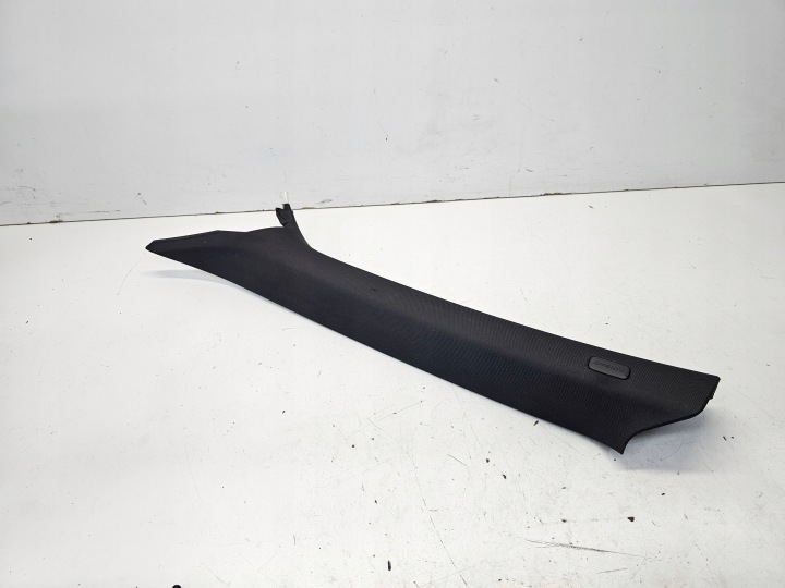 kryt SLUPKA A levá AUDI A5 COUPE 8T0867233B