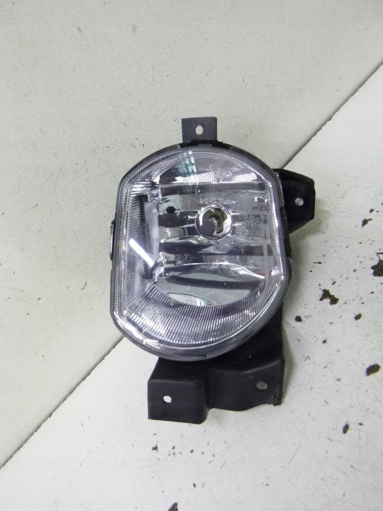 FEUX ANTIBROUILLARD GAUCHE KIA RIO LIFT 2003R.