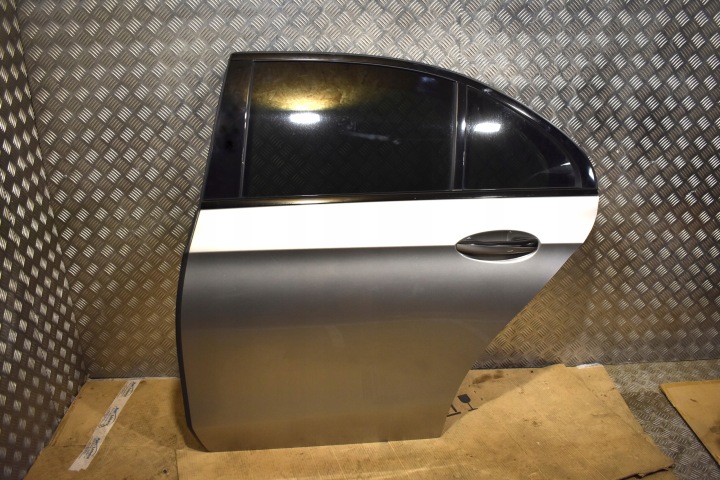 IDEAL Portière Arrière Gauche KPL. MERCEDES W213 LIZMUZYNA Berline W Couleur: 859