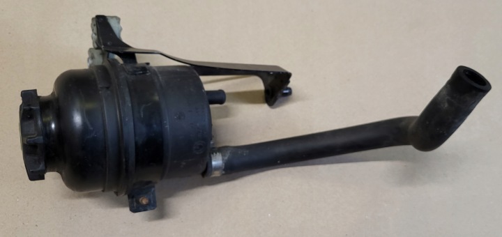 Réservoir liquide direction assistée Console Tuyau flexible BMW 5 E60 E61 6 E63 E64 OE EU