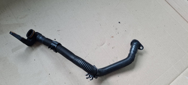 A4 B8 LIFT Conduit pieces tuyaux Tuyau flexible Tuyau d’eau 1.8 2.0 TFSI 06L103213A A5 8T LIFT
