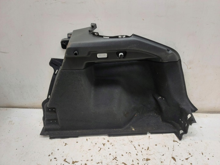 Audi Q4 E-TRON 89A 89E Sportback tapacír kufra pravý zadok 89E863880D