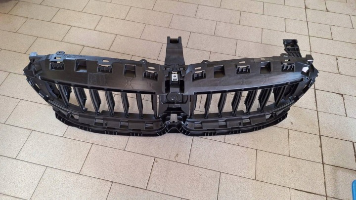 grill vorne BMW 5 G30 G31 G38 5A22C60