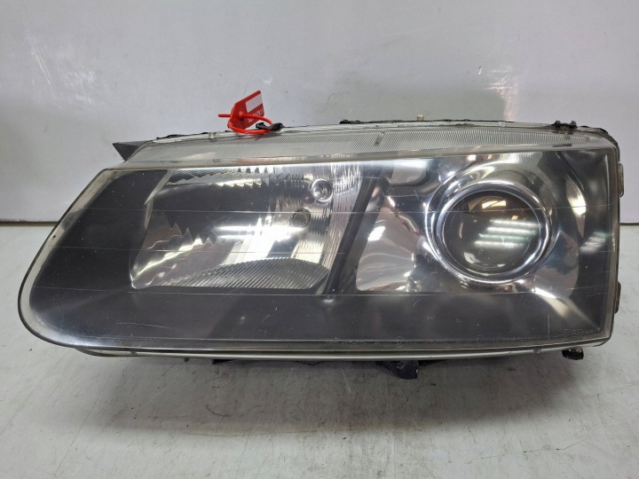 Feux phare XENON Avant Gauche RENAULT SAFRANE II
