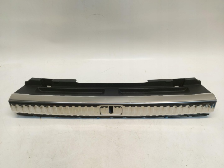 Audi A7 4K8 LIFT 45 TFSI kryt stěny kufru 4K8863471