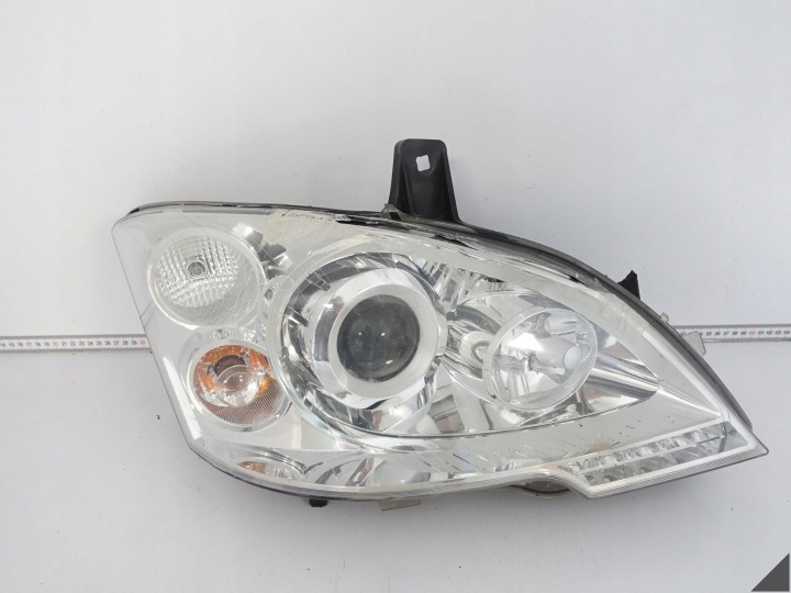MERCEDES VITO VIANO W639 LIFT 10-14 light XENON + LED right front EUROPA