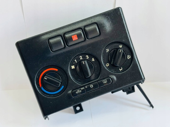 OPEL ZAFIRA A PANEL air conditioning devices 90559839