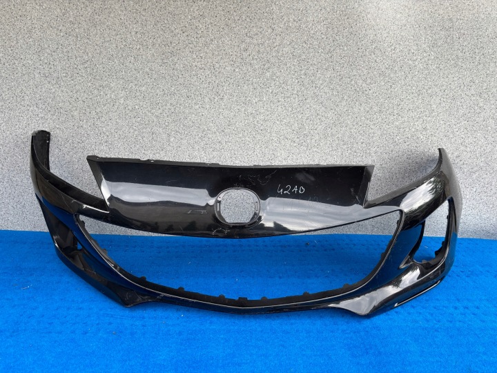 MAZDA 3 III LIFT 11-13 ROK nárazník predok BGV4-50031 42AB
