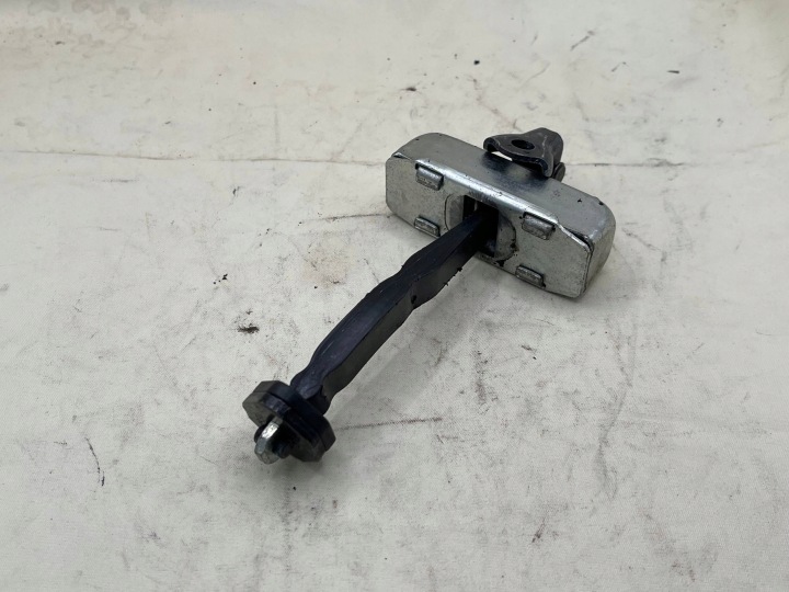 TOYOTA OE 68630-05050 Limiteur Portière Arrière Droite/Gauche AVENSIS 08-15 !J