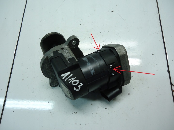 MERCEDES C W204 3.0CDI V6 EGR valve 00005320C9