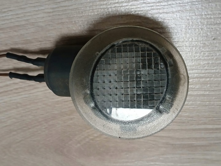 TOYOTA COROLLA VERSO 09-12r FANALE PODSWIETLANIA sinistro SPECCHIETTO RETROVISORE OE