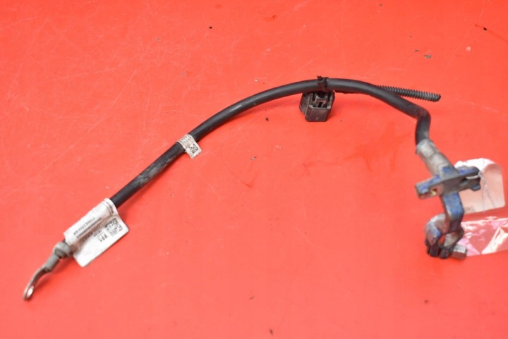 Conduit pieces tuyaux Borne cable pôle négatif 13426865 OPEL CORSA E 1.4 TWINPORT 90 KM 14-20