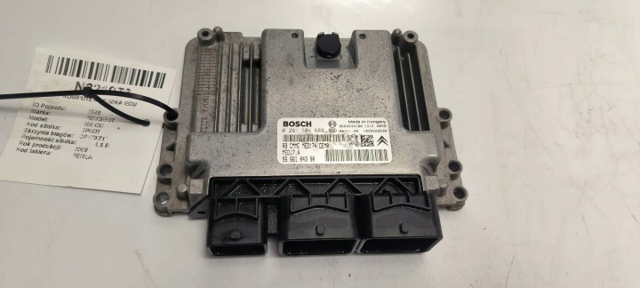 computer of the engine ECU 9666104380 PEUGEOT 308 CC