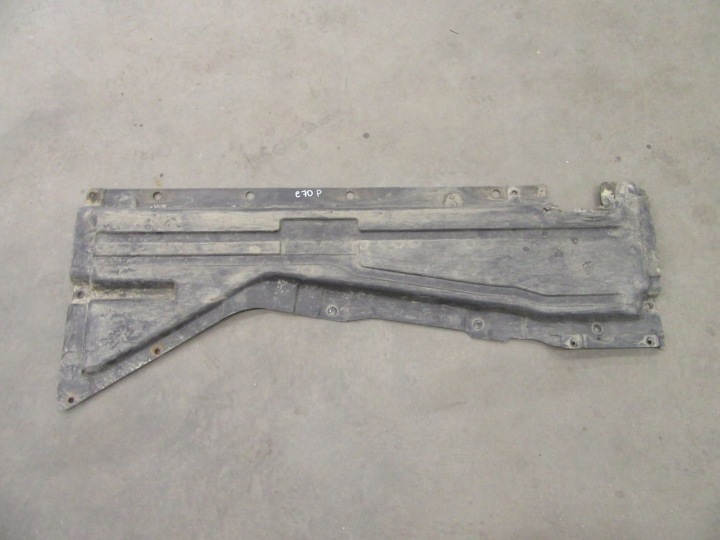 cover chassis right BMW e70 X5 e71 X6