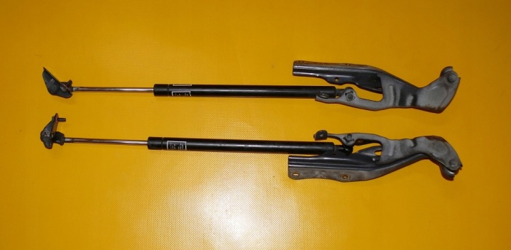 SILOWNIKI TELESKOPY Cerniere cofano SUBARU IMPREZA III 3 XV HB 07-11
