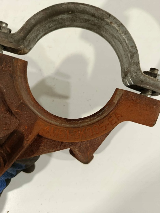 Υποστήριγμα διόπτευσης μισό άξονα FORD 4M513K305BA 1.5L ντίζελ 2015 5