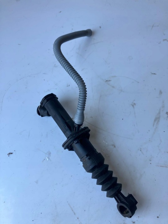 Pompa frizione CLIO IV 1.5 DCI 511060910