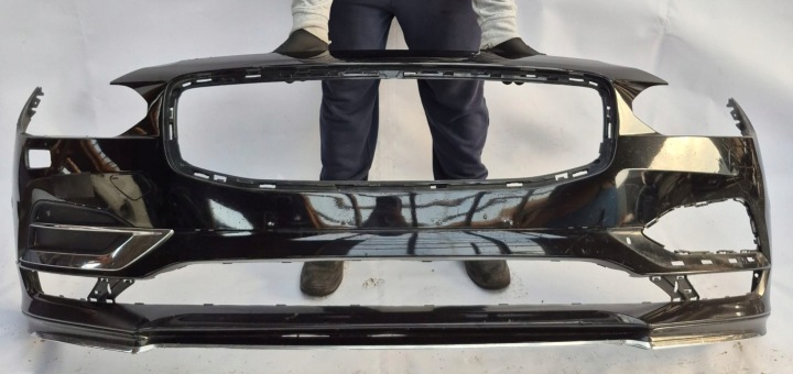 VOLVO V90 II INSCRIPTION 17- nárazník predok predný SPR PDC 31383226