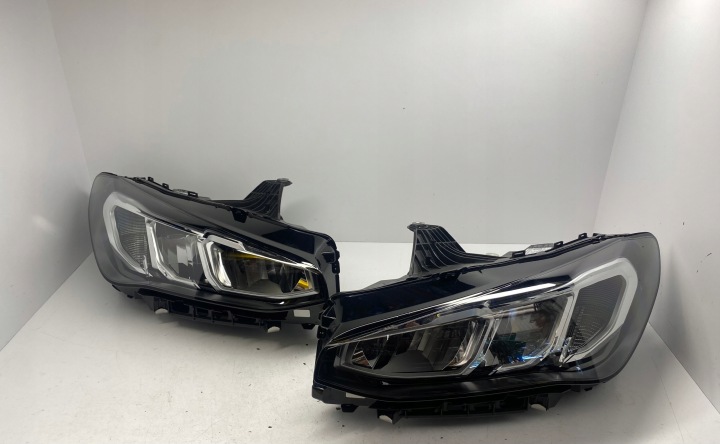 BMW 2 U06 Leuchte LED links rechts KOMPLET 5A42245/46