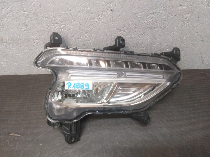 FENDINEBBIA PRAWYY HYUNDAI SANTA FE III 3 LIFT 15- 92202-2W5