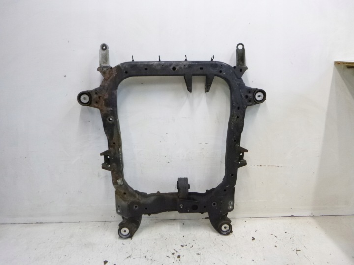 Pont essieu lawa Renfort pare choc Opel Signum Vectra C 2.2 2003r.
