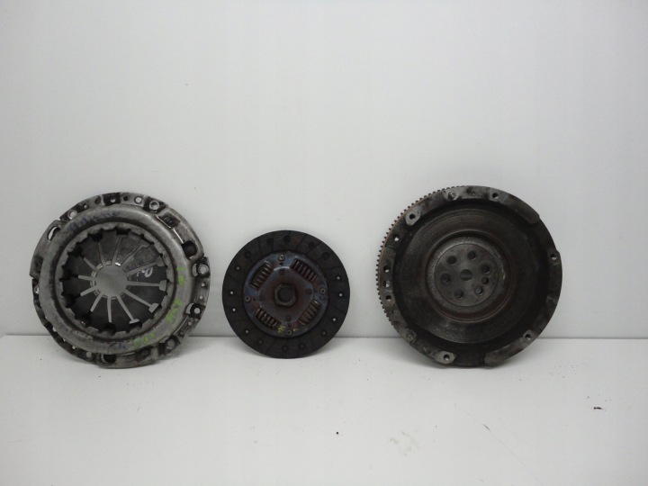 HYUNDAI I10 II 1,0 clutch complete 2013