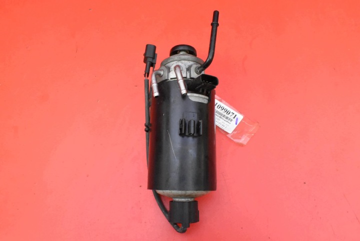 cover of a filter, of the fuel HYUNDAI IX20 1 and 1.4 CRDI 90 KM 10-15