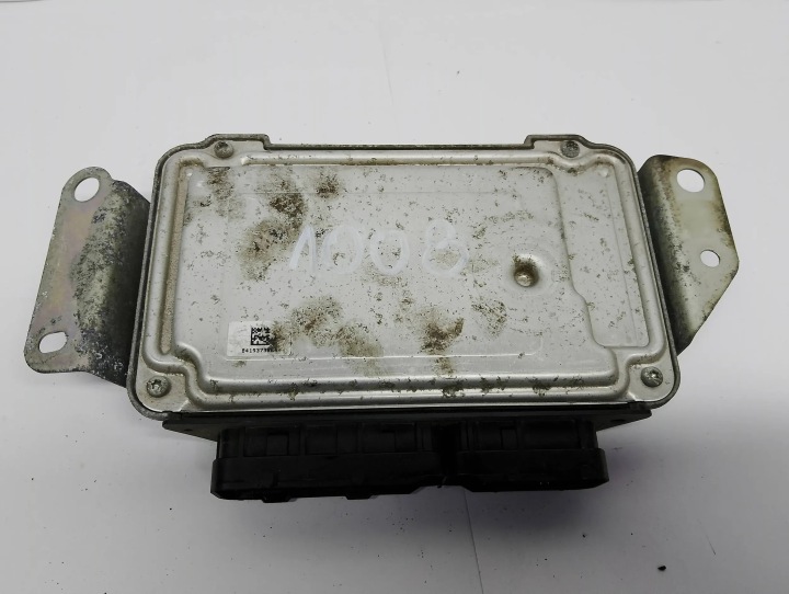 Computer Bedienteil DES MOTORS Toyota Aygo 1,0 0261S08720 896610H330