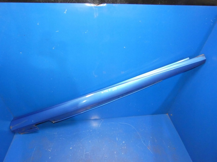 MERCEDES A KLASA W176 moulding threshold right exterior cap