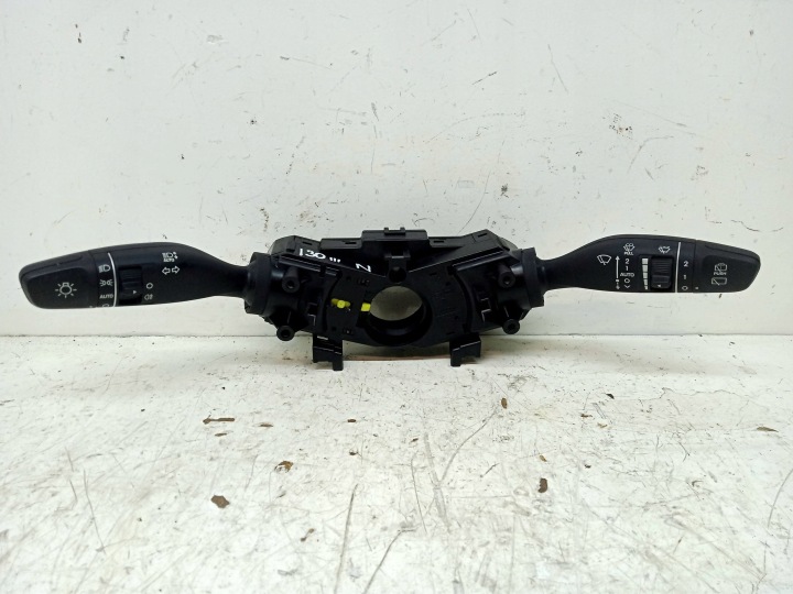 HYUNDAI I30 III N steering wheel levers and controls KOMBAJN 2017