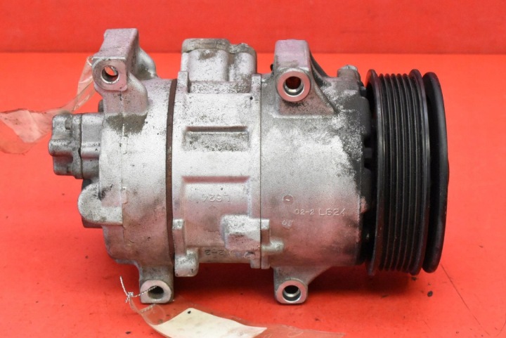 Compresseur Pompe Climatisateur air conditionné GE447260-1494 TOYOTA AURIS et 1.6 VVT-et 124 KM