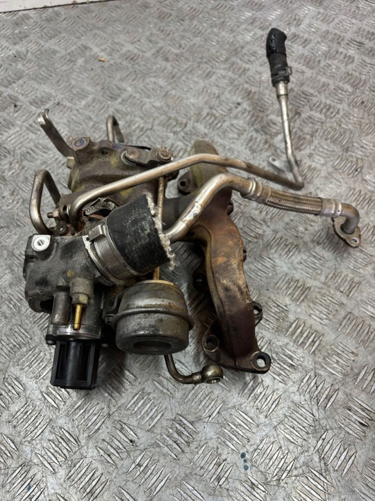 TURBO TURBINA VW PASSAT B7 1.4 TSI 03C145702R