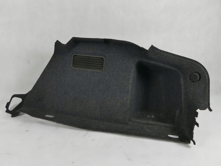 AUDI A4 B6 sedan boot upholstery right rear part