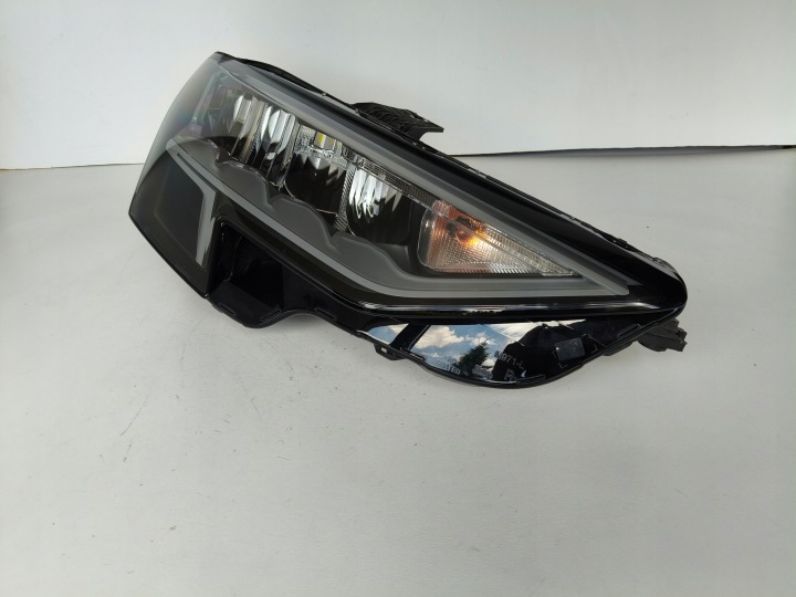 Licht rechts REFLEKTOR AUDI A3 8Y 8Y0 20- FULL LED