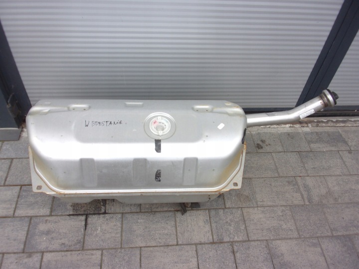 MERCEDES R230 SL 230 SL 500 fuel tank tank A2304703801